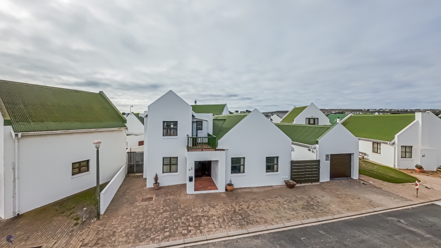 4 Bedroom Property for Sale in Country Club Western Cape
